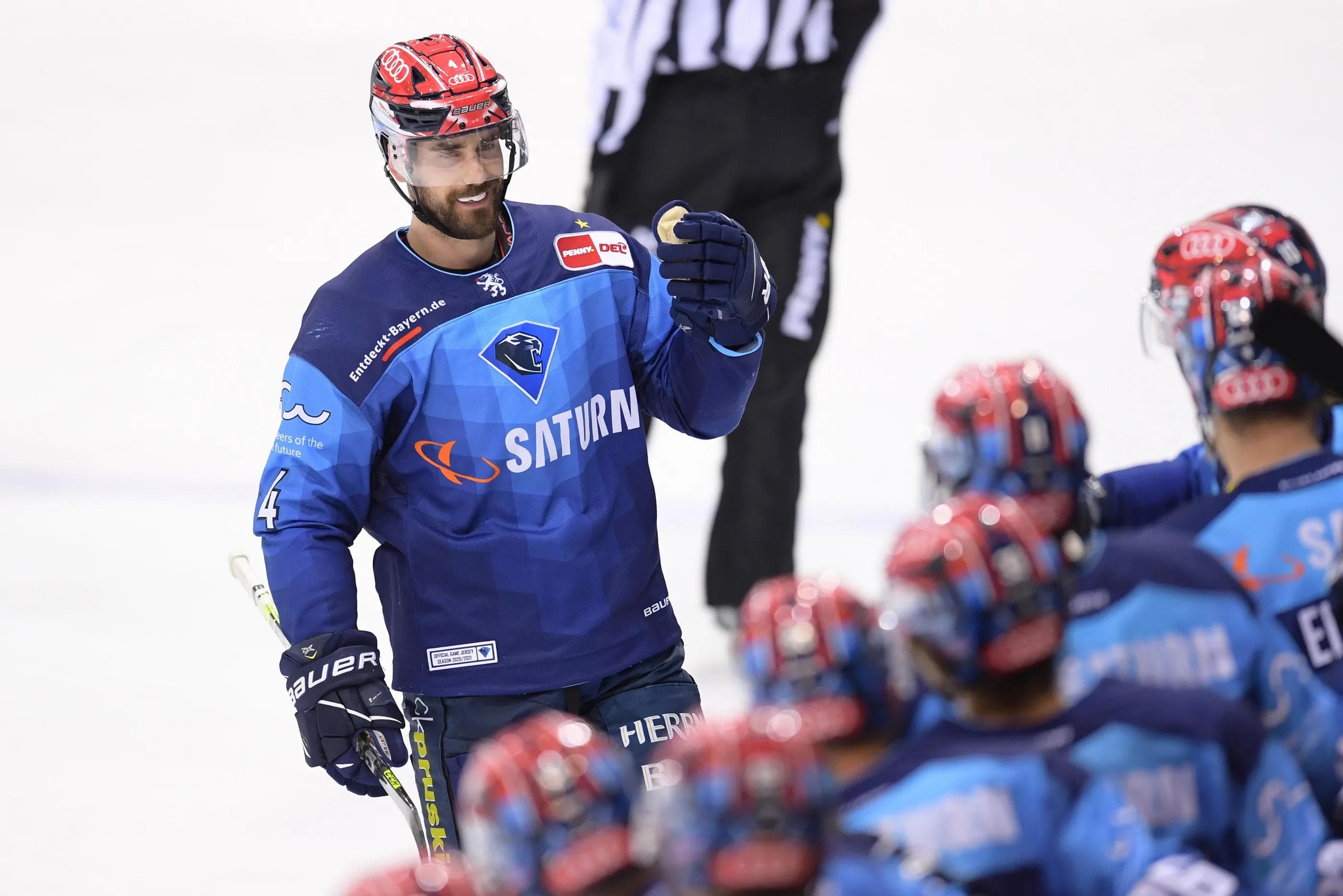 Ellis wieder ein Panther