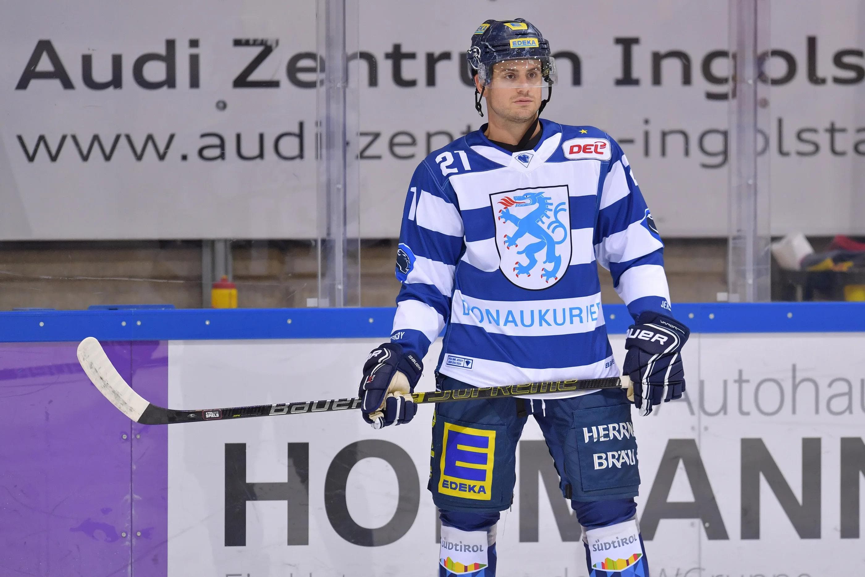 Das Warmup-Trikot gibt es ab sofort in allen Donaukurier-Geschäftsstellen.
Foto: Johannes TRAUB / JT-Presse.de