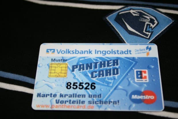 Auch in der kommenden Saison bietet die Volksbank die PantherCard an.    Foto: Bauer