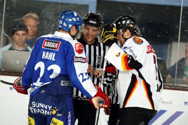 Kapitän Michael Bakos beim Länderspiel gegen Finnland in München.    Foto: citypress