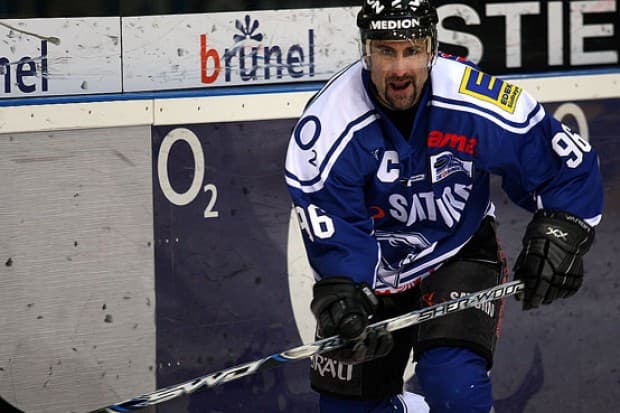 Greift wieder ins Geschehen ein: Panther-Kapitän Glen Goodall. Foto: kbumm