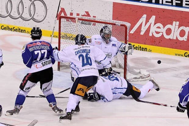 Die Panther treffen heute auf die Straubing Tigers. Bild: kbumm
