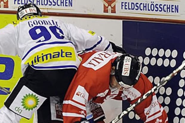Die Panther verlieren gegen Kanada mit 2:5. Foto: Spengler Cup
