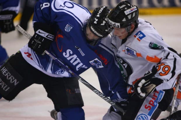 Kopf an Kopf Rennen- die Panther gastieren in Wolfsburg. Foto: Sportpress