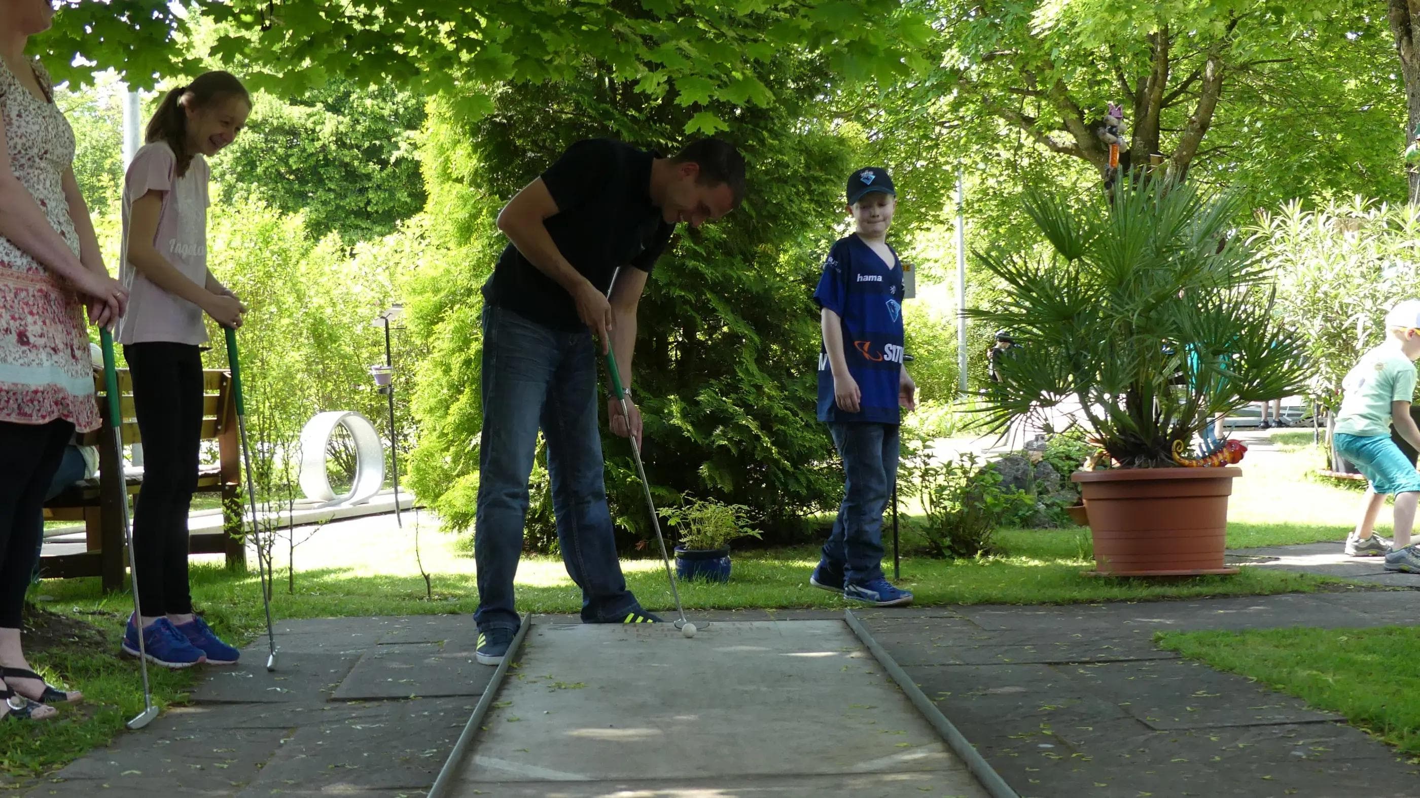 Das Turnier fand auf der Minigolfanlage Kösching statt.
