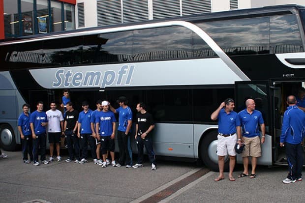 Die Panther sind heute zu den Hockeyades 2010 in der Schweiz aufgebrochen. Fotos: Schaper