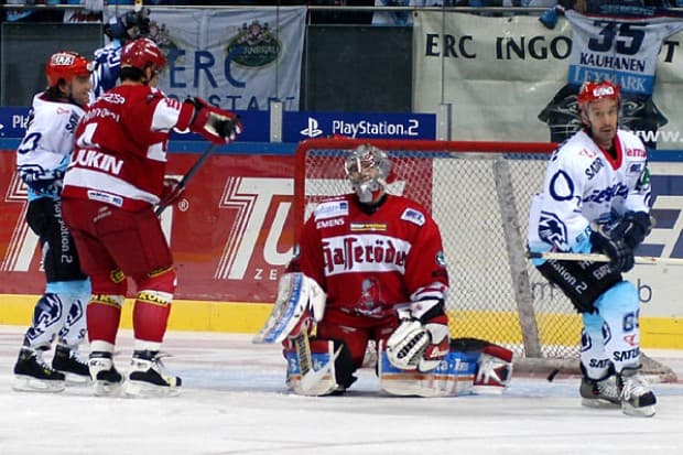 Tor zuim 2:0 Durch Mondt (Schinko/Campbell)
