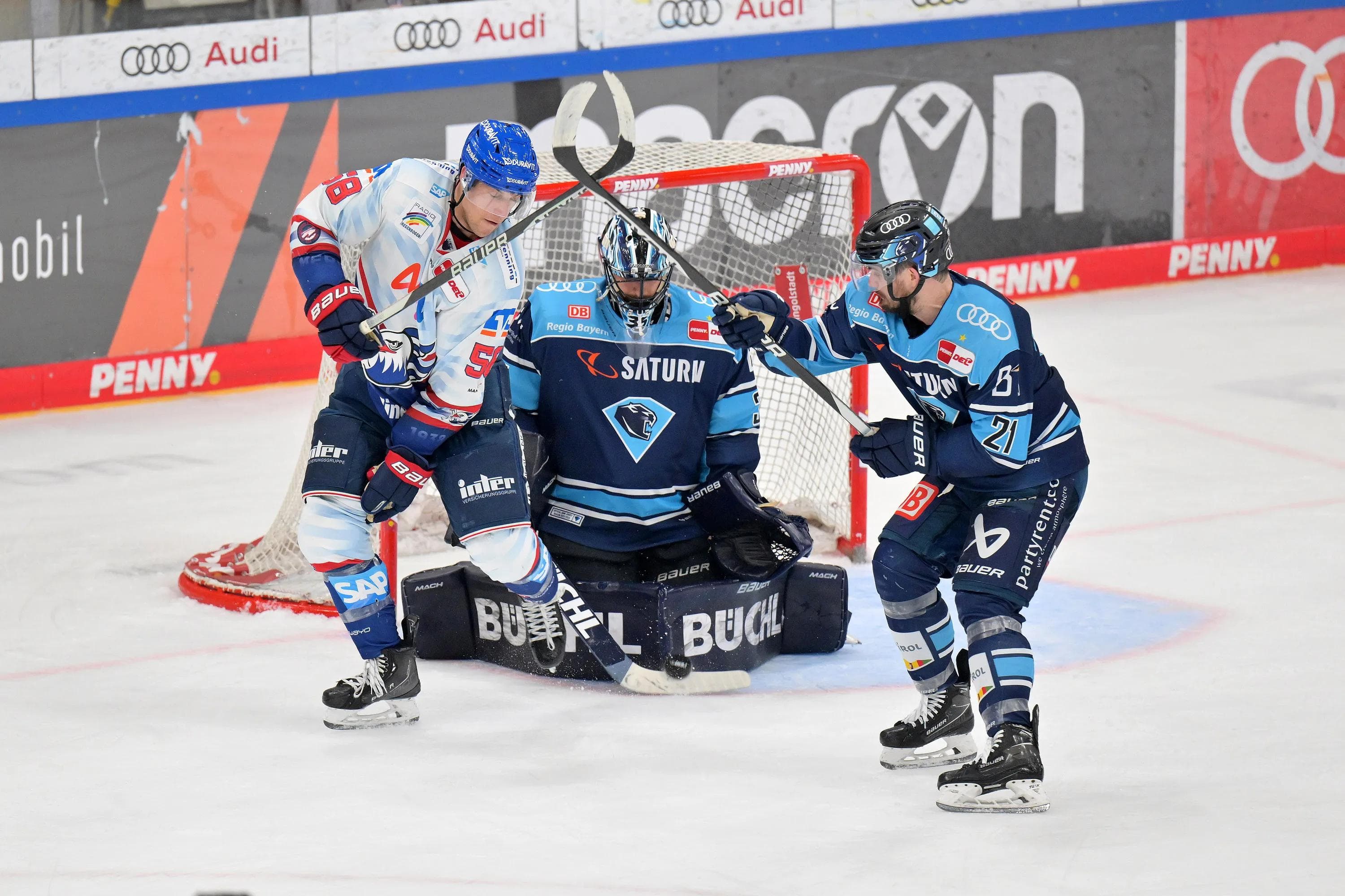 Ein später Treffer der Adler machte den Unterschied.
Foto: Johannes Traub/JT-Presse.de
