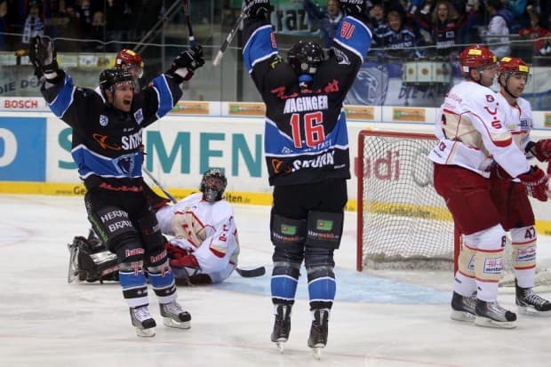 Die Panther wollen unbedingt wichtige Punkte im Kampf um die Play-Offs aus Hannover entführen. Foto: Bösl