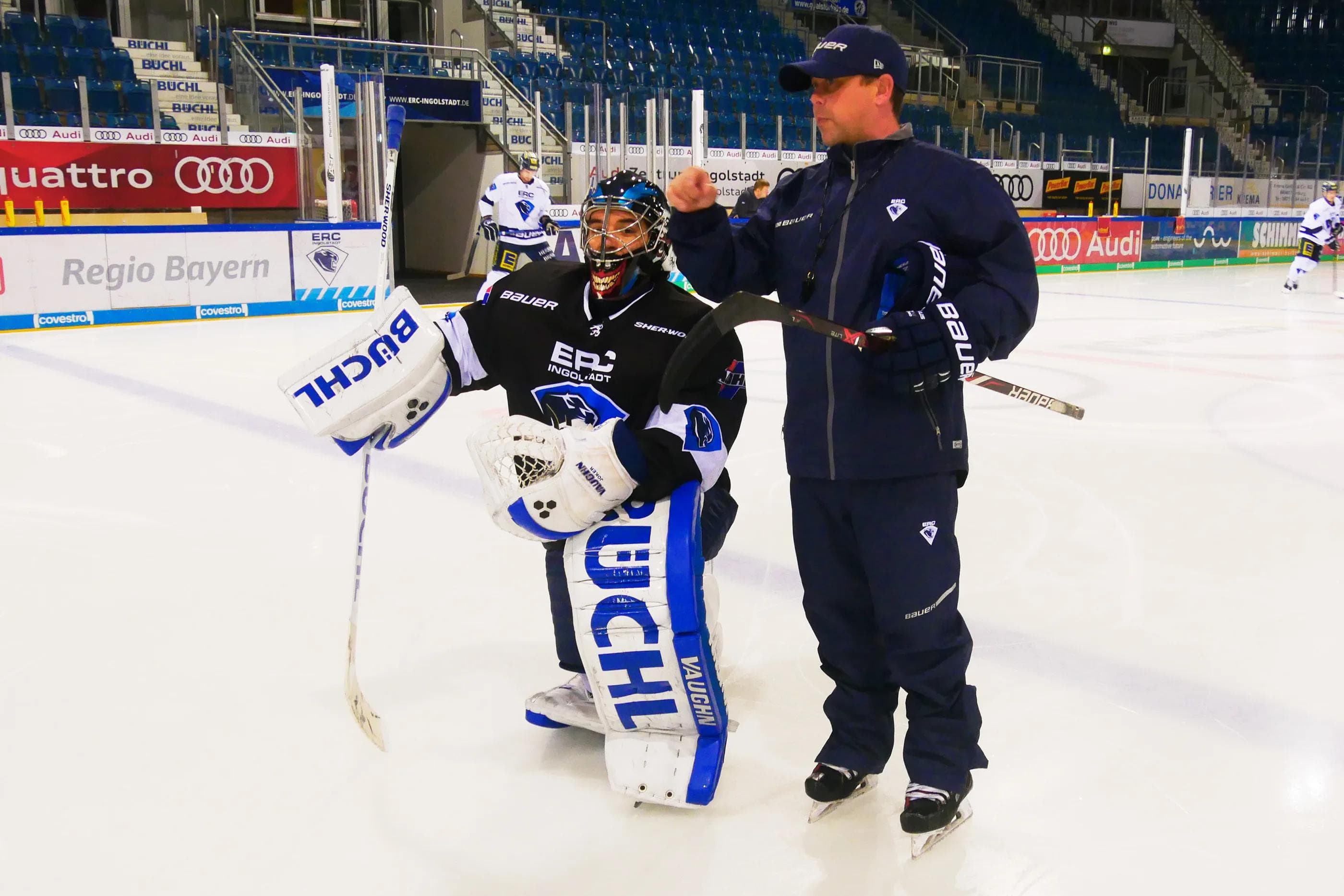 Genauso wichtig wie die Arbeit auf dem Eis und im Videoraum ist der offene Dialog mit den Goalies.