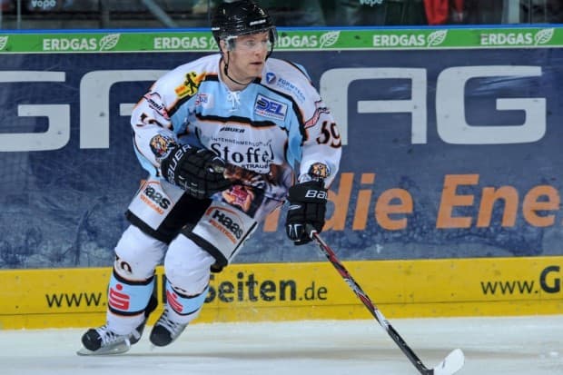 Derek Hahn wird ein Panther. Foto: citypress