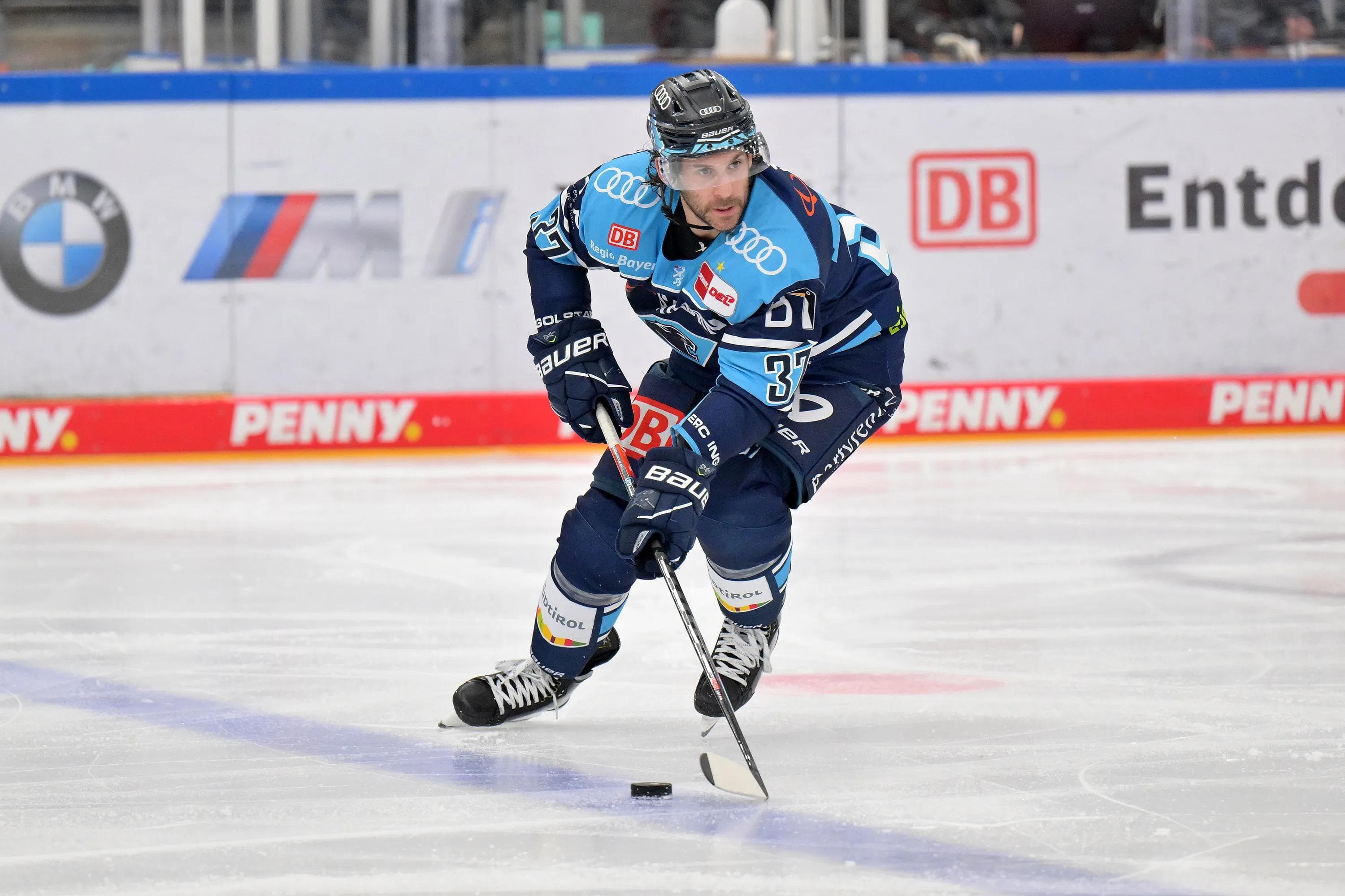 Die Panther um Brian Gibbons wollen morgen alles in ihr einziges Spiel des Wochenendes legen.
Foto: Johannes Traub/JT-Presse.de