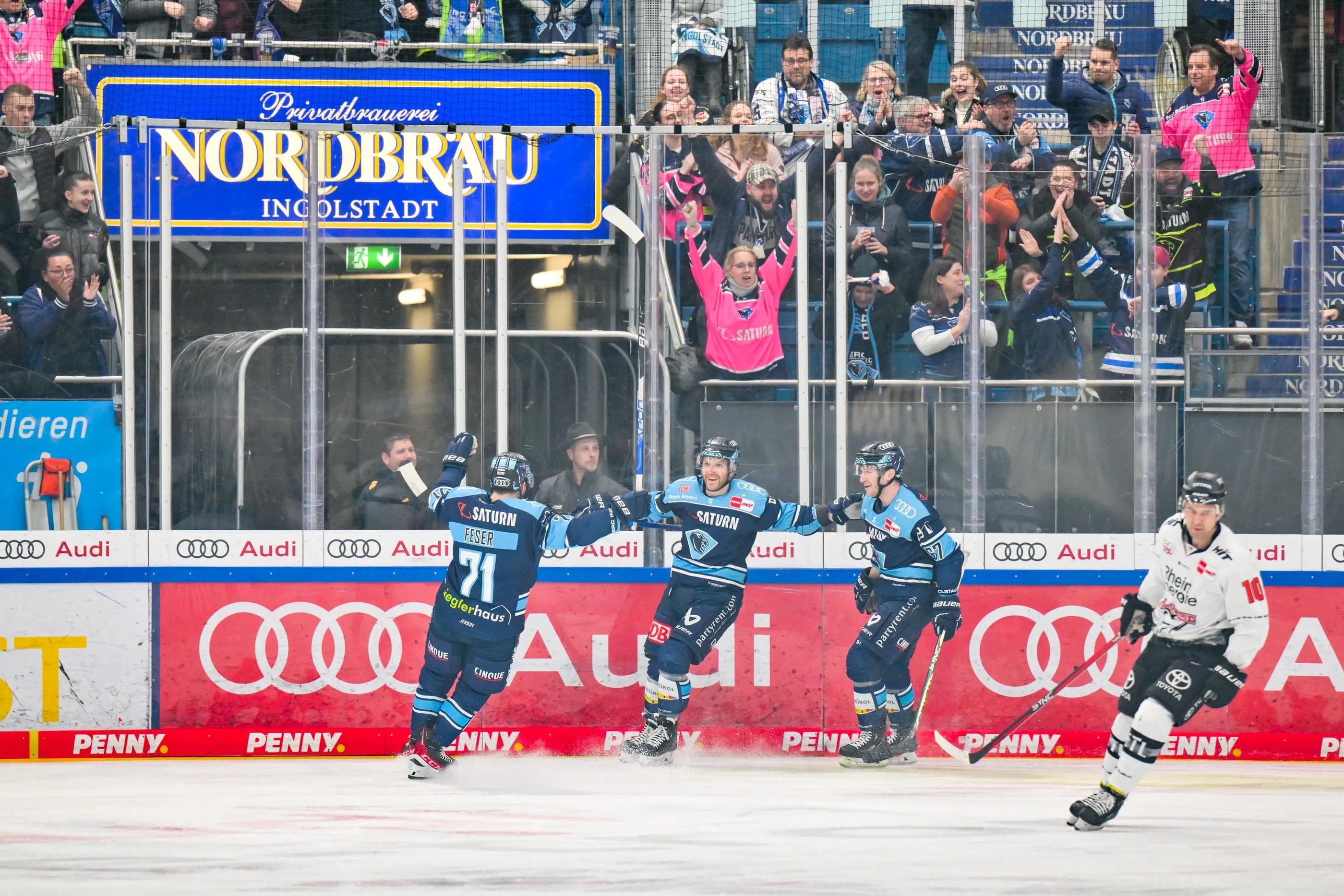 Acht Tore konnten die Panther-Fans bejubeln.
Foto: Johannes Traub/JT-Presse.de