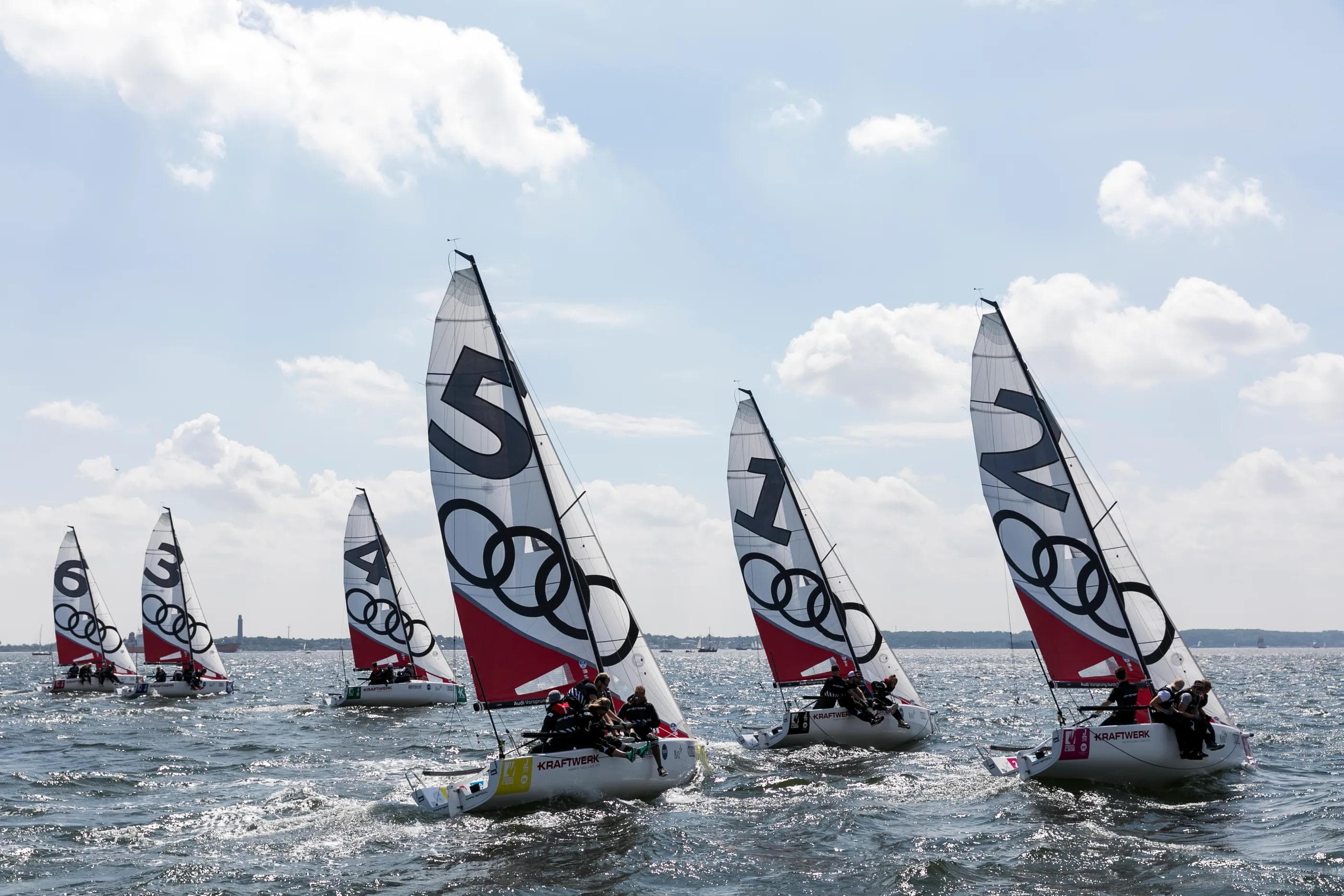 Die Teams beim Audi e-tron Cup: Audi Sport, Pucks & Pille, Wir sind Segelhelden, Adrenalin, New Kids on the boat, Schnitten-Express