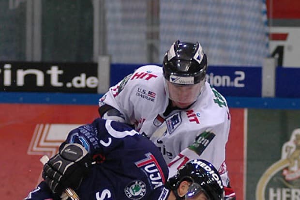 McDonald gegen Dave McLlwain