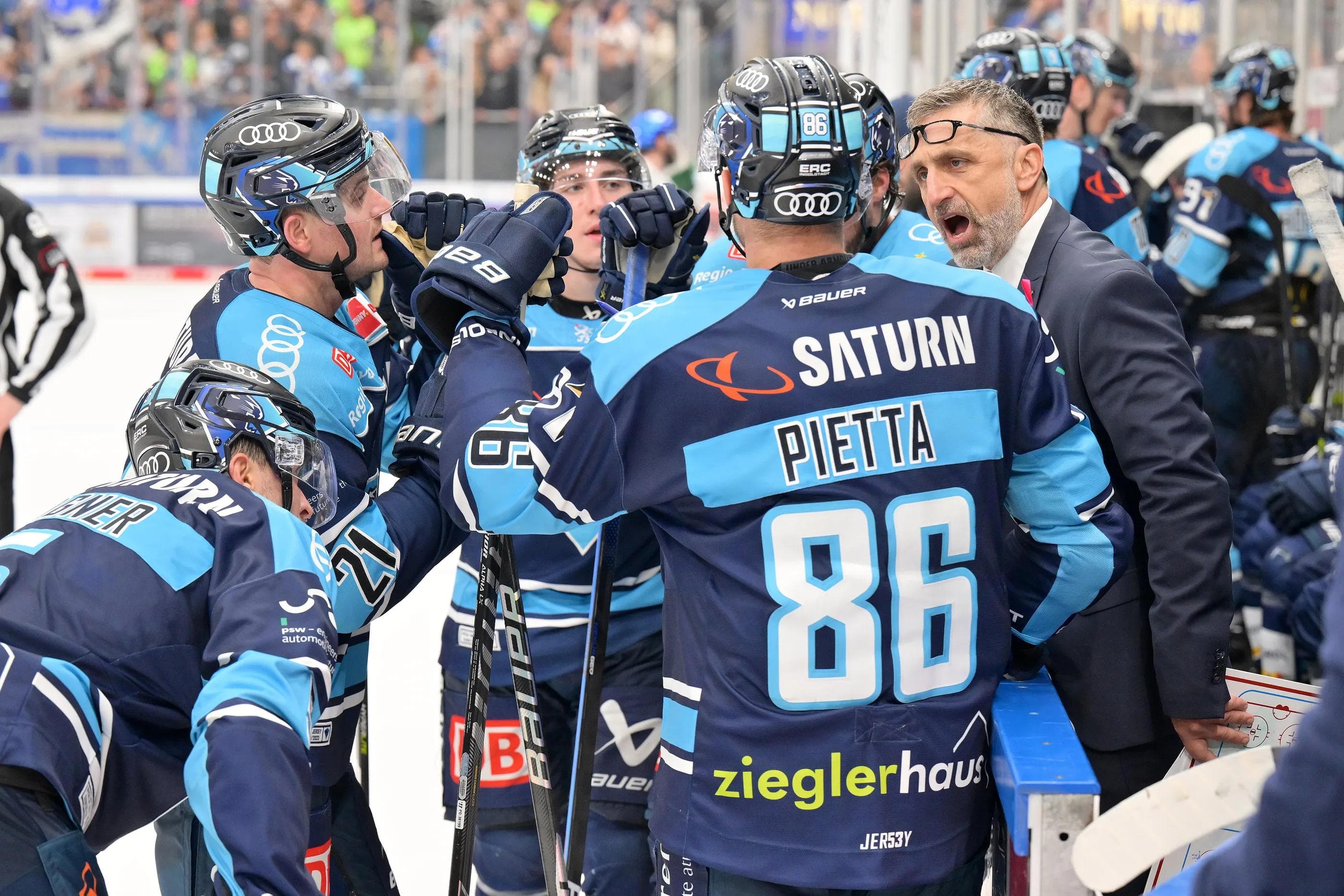 Headcoach Mark French und die Panther wollen im zweiten Heimspiel des Wochenendes ein anderes Gesicht zeigen.
Foto: Johannes Traub/JT-Presse.de