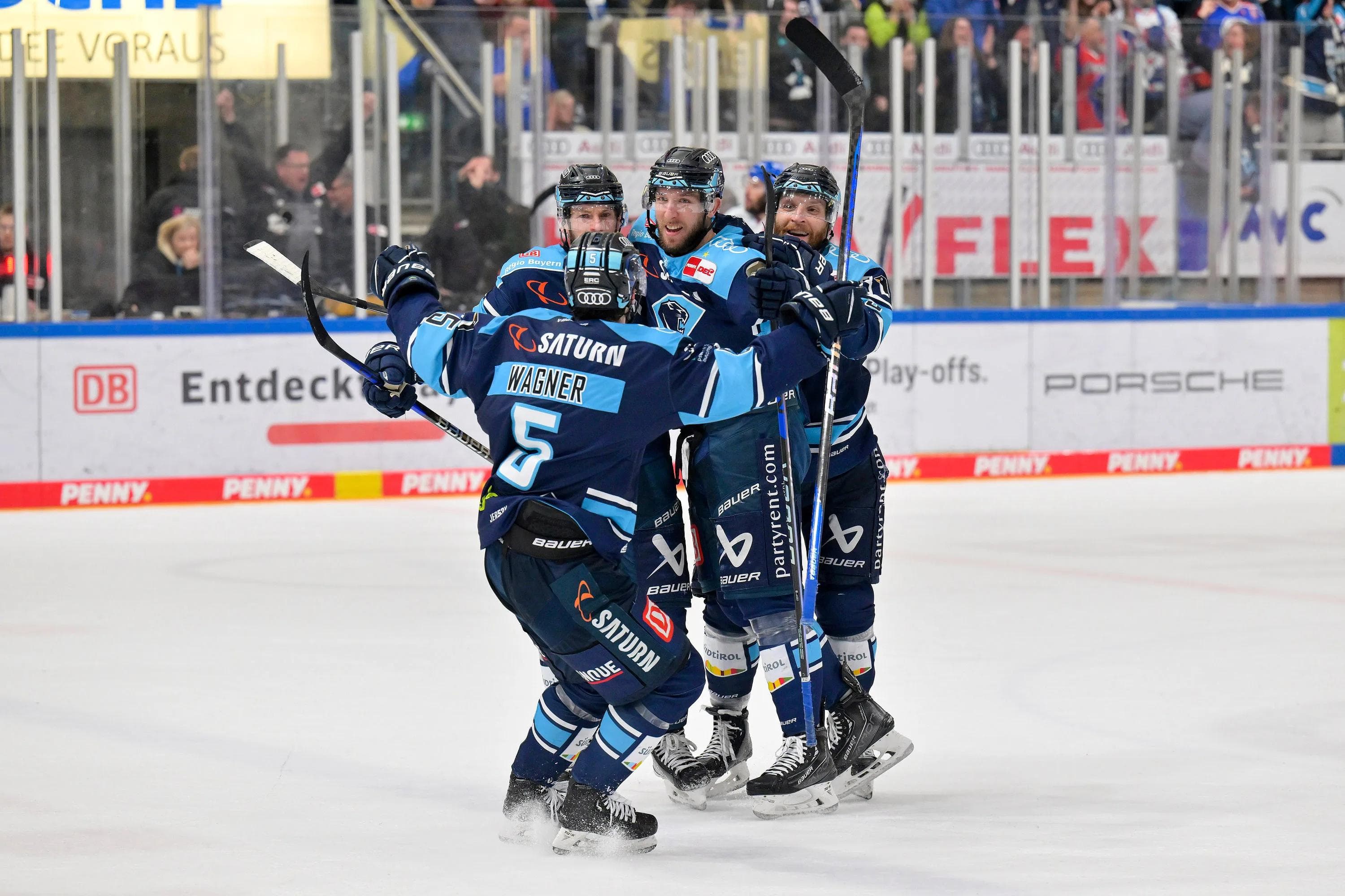 Der Torjubel zum entscheidenden 3:1.
Foto: Johannes Traub/JT-Presse.de