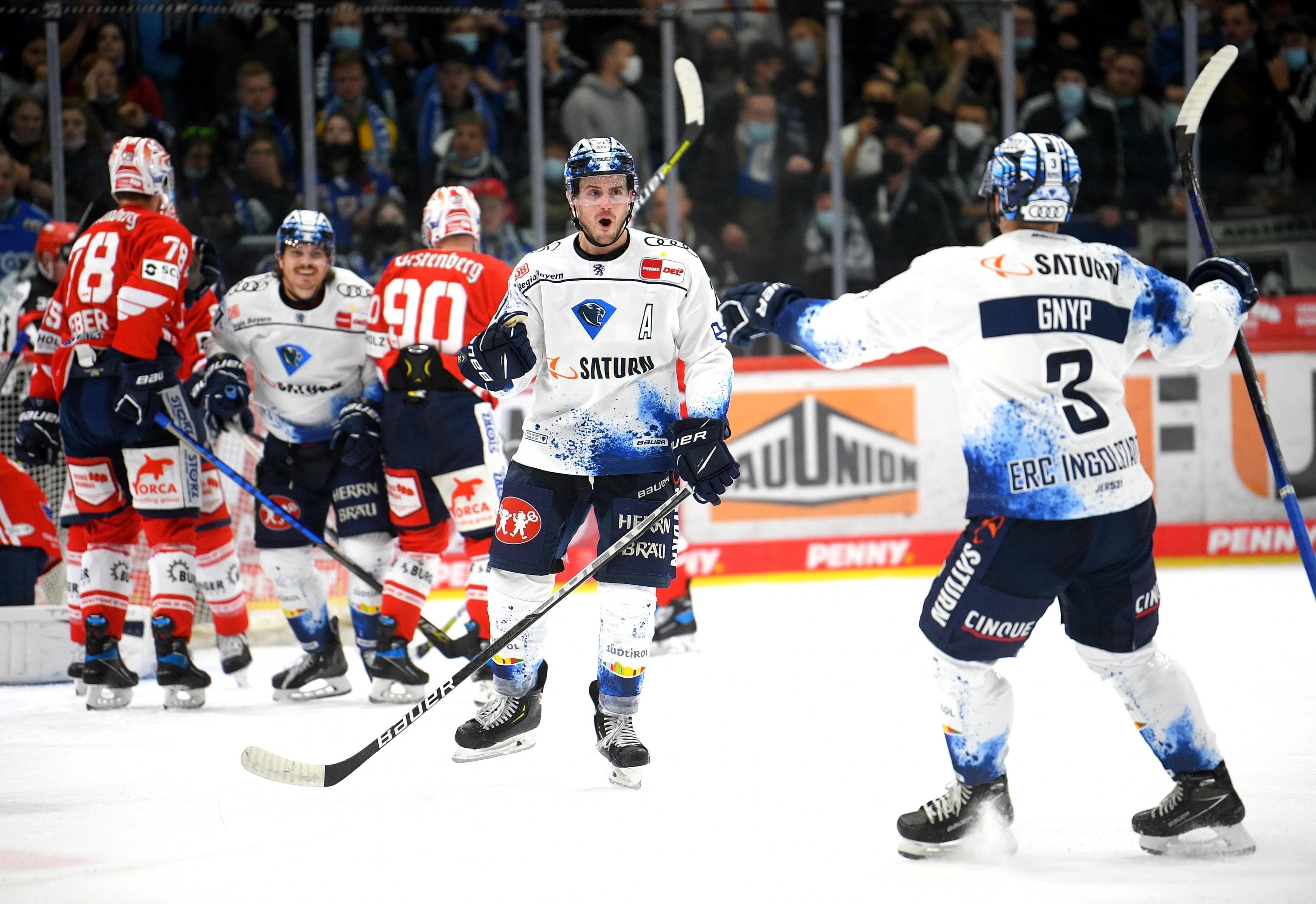 Wayne Simpson bejubelt sein Game-Winning-Goal.
Foto: DEl-Photosharing