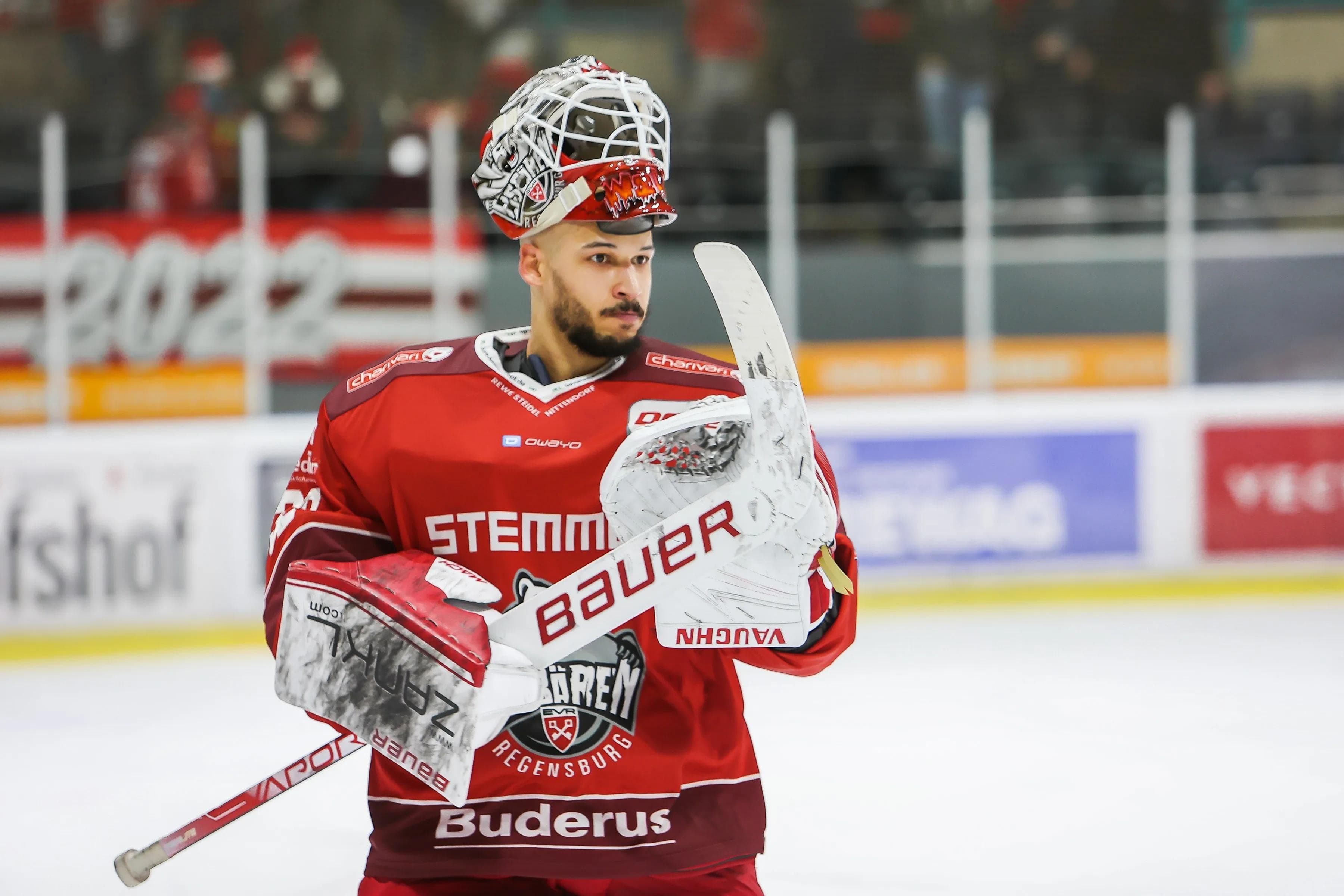 Devin Williams läuft ab sofoirt in blau-weiß auf.
Foto: Melanie Feldmeier/arSito
