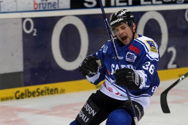 Yannic Seidenberg machte mit dem 5:3 im dritten Drittel alles klar