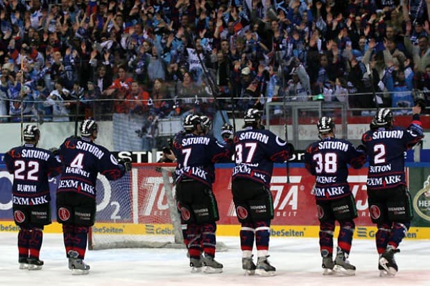 Siegerjubel zum Derbysieg!