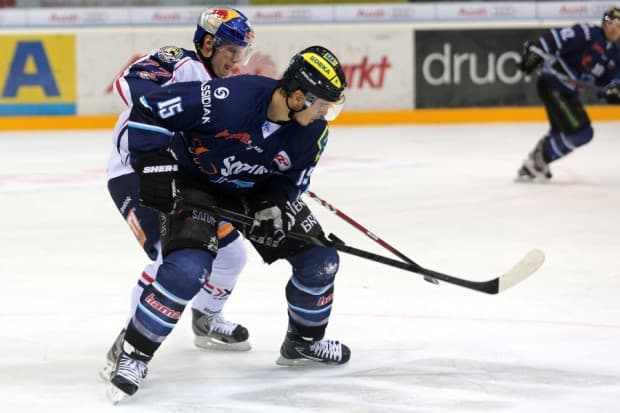 John Laliberte erzielte das einzige Tor für die Panther. Foto: Stefan Bösl - www.kbumm.de