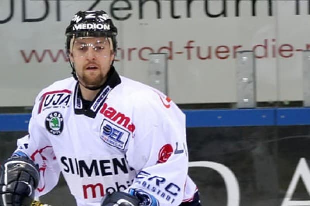 Nur Doug Ast traf auf Seiten der Panther (3:1)