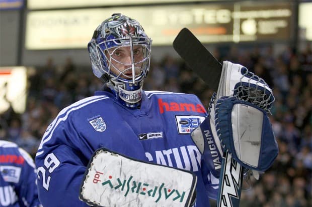 Nach dem Spiel feierten die Fans Jimmy Waite. Foto kbumm