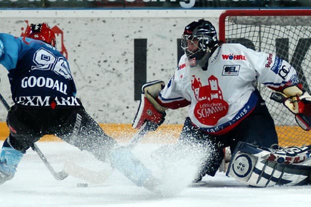 Auch Glen Goodall war beim Penalty nicht erfolgreich<br>Fotos:Hockey-Press