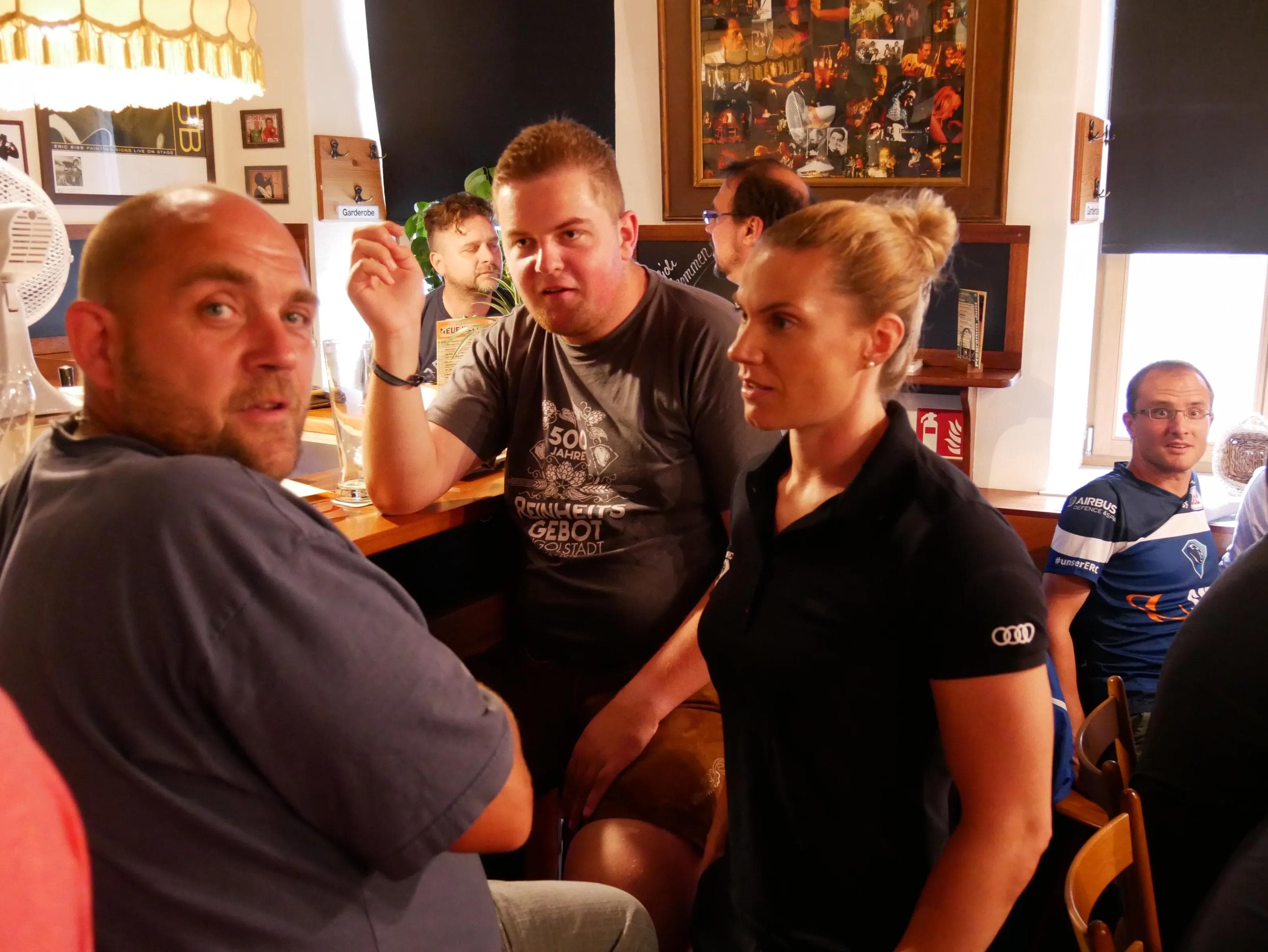 Fanstammtisch in der Neuen Welt