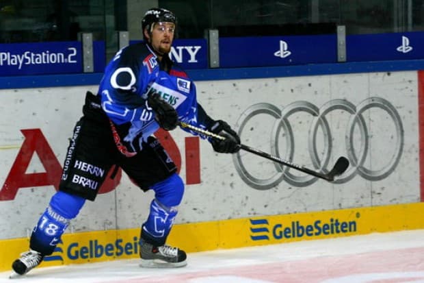 Zeigt auch beim Demospiel seine Torjägerqualitäten: ERCI-Topscorer Doug Ast
