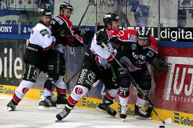 Jeder Puck war hart umkäpft