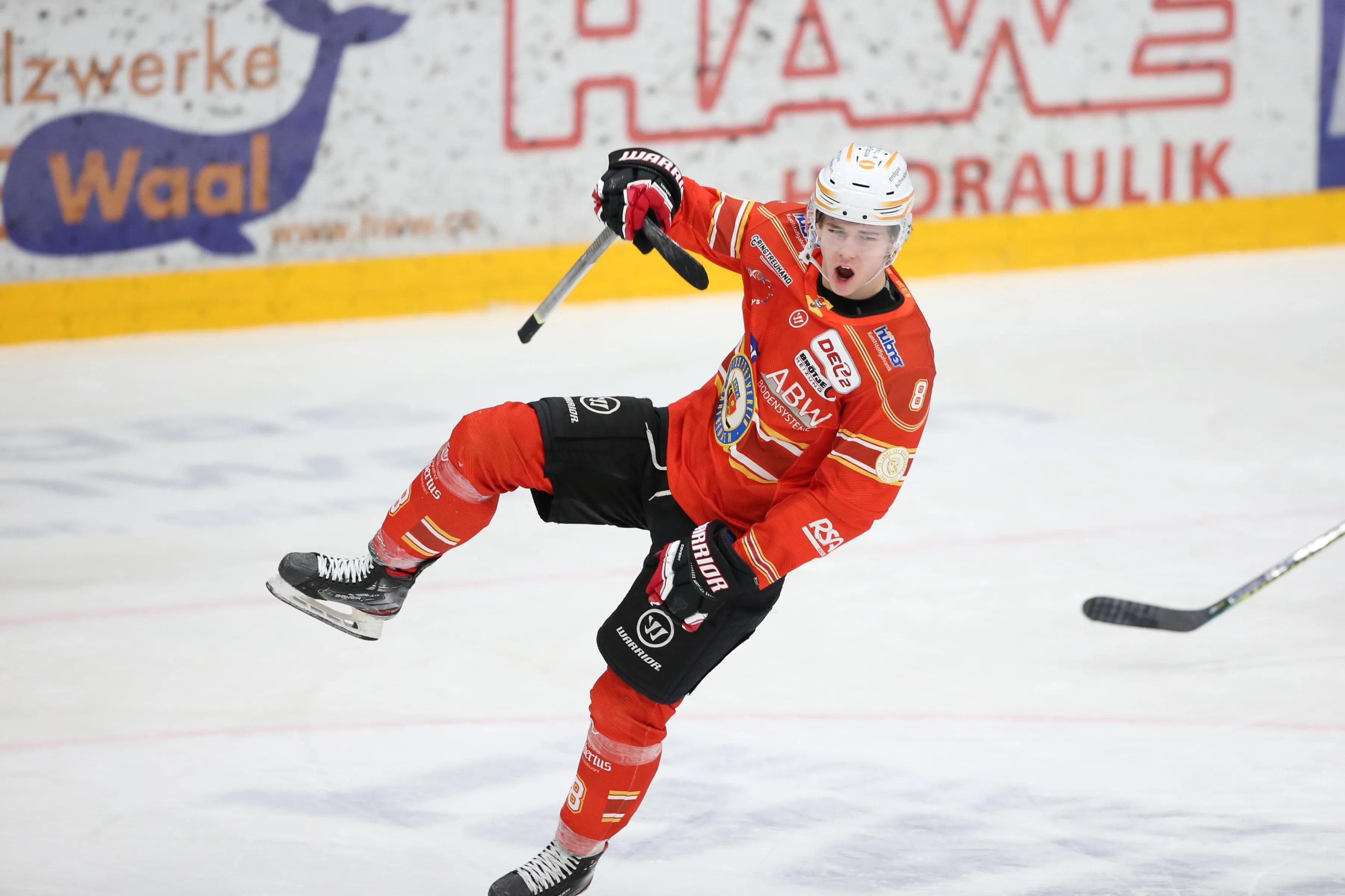 Philipp Krauß jubelt ab kommender Saison im ERC-Trikot.
Foto: Benjamin Lahr
