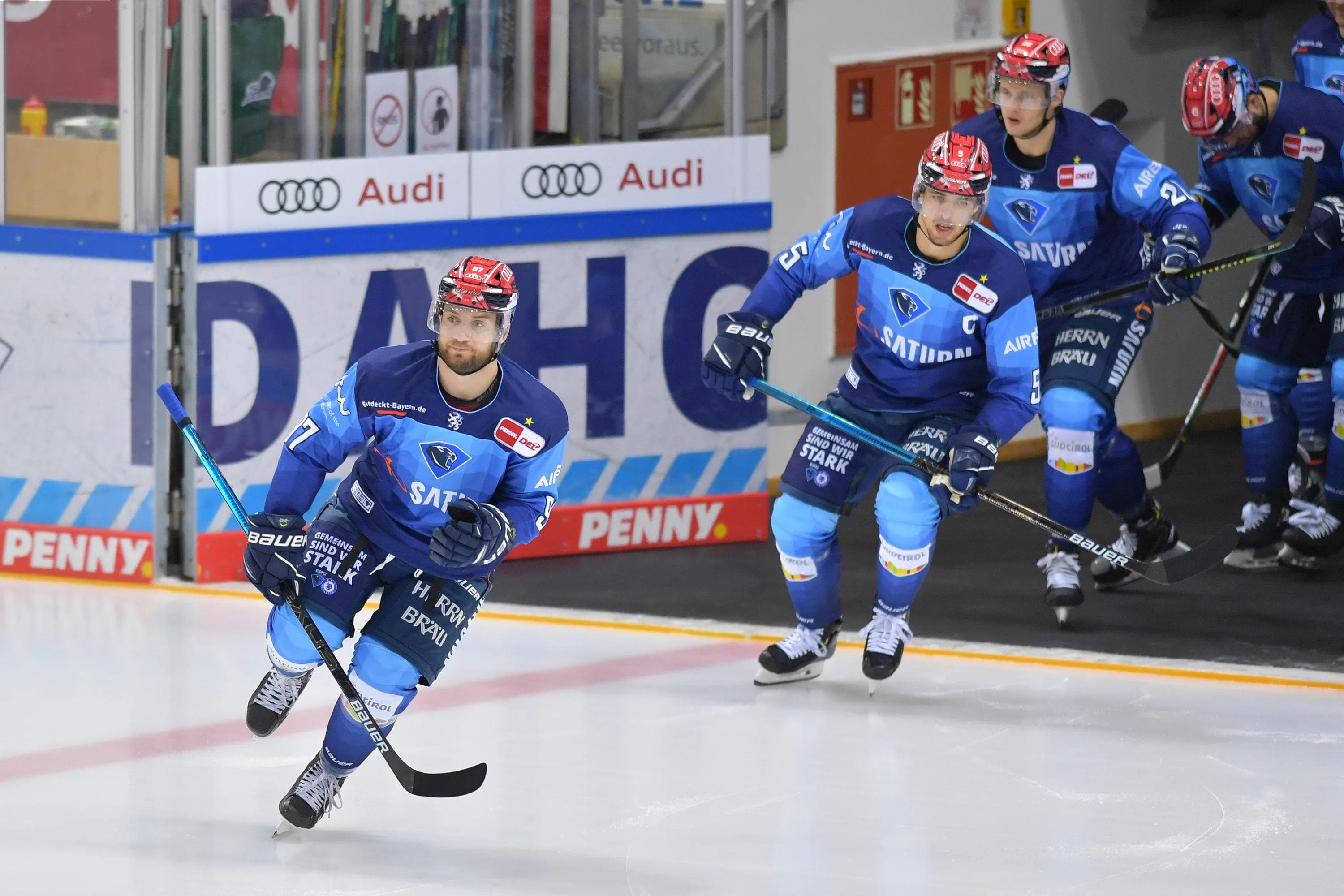 Vorhang auf und Feuer frei für die Saison 2020/21.
Foto: Johannes TRAUB / JT-Presse.de