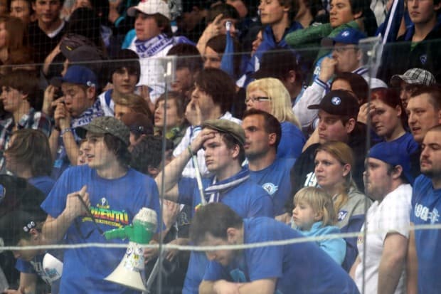 Die Enttäuschung stand den Fans ins Gesicht geschrieben. Foto: Stefan Bösl - www.kbumm.de