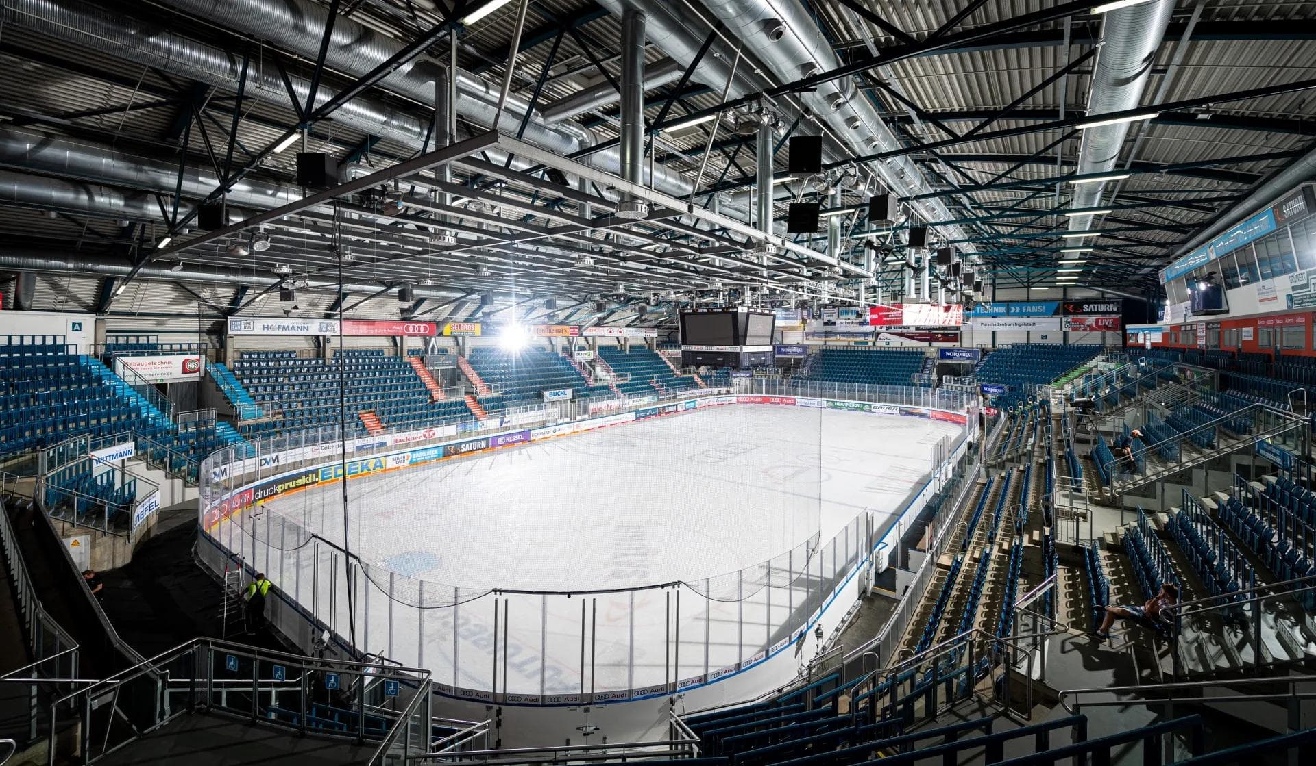 Die SATURN-Arena bleibt am Sonntag leider leer.