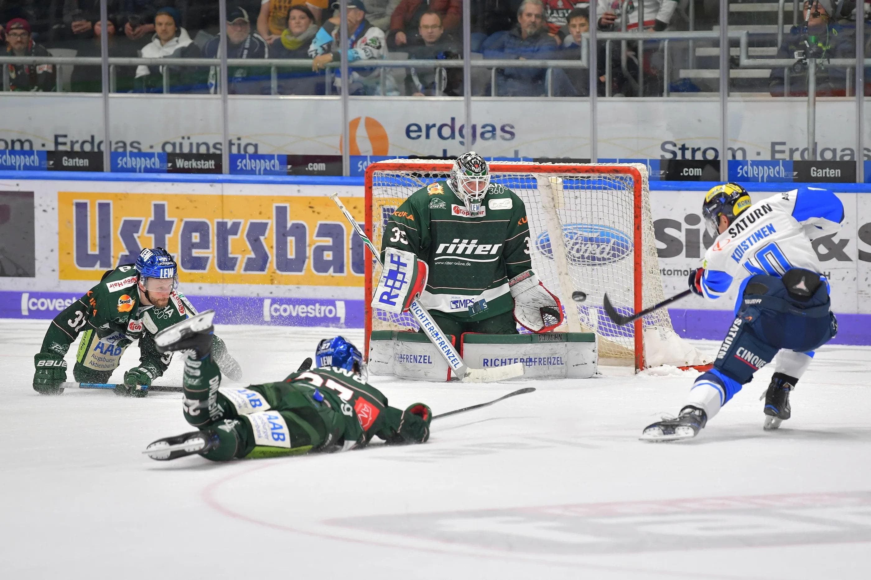 Der ERC Ingolstadt um Ville Koistinen will morgen gegen Augsburg mit einem Sieg die Wende schaffen.
Foto: Johannes TRAUB / ST-Foto.de