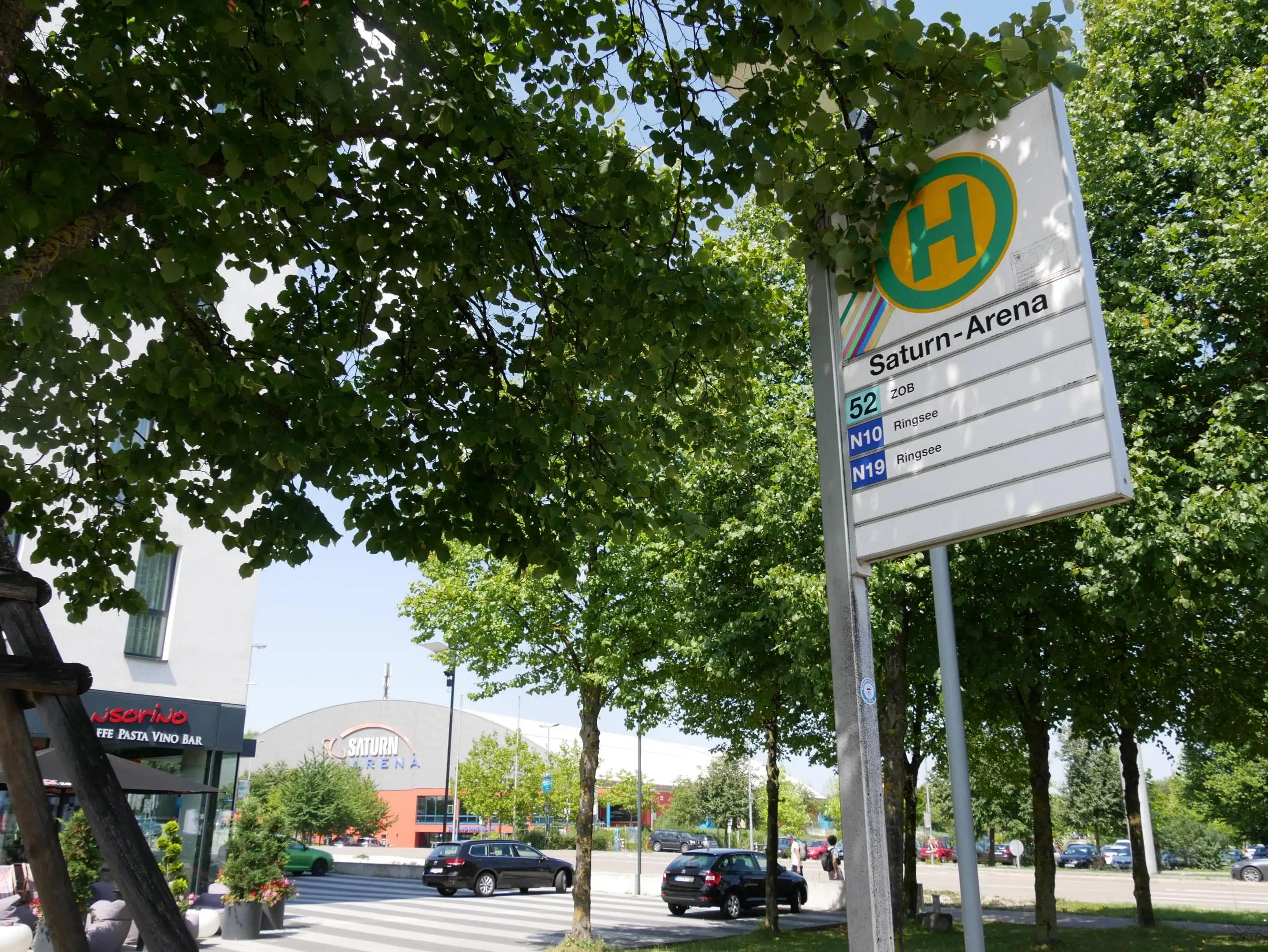 Auch künftig können die Fans die INVG-Busse mit ihrer ERCI-Eintrittskarte nutzen. Foto: Wimösterer