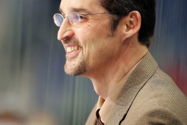 Heute Abend ab 19 Uhr an der Tastatur: Mike Schmidt