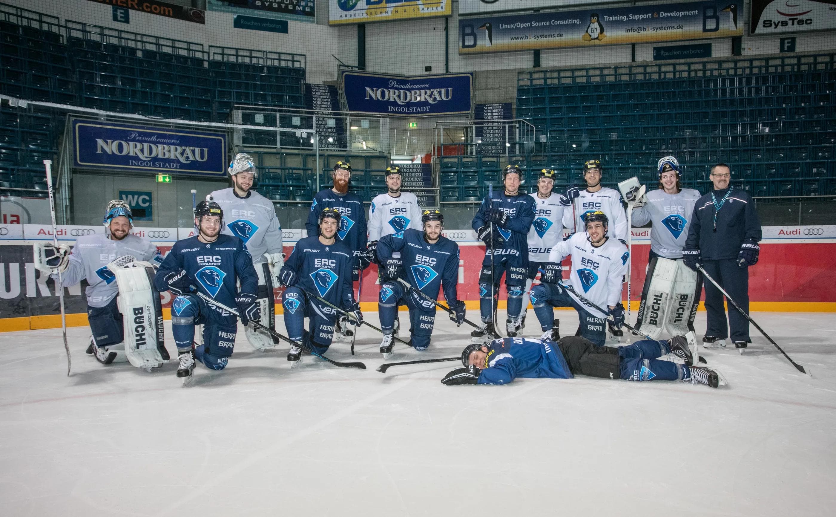 Innig mit dem Eis, und teil einer tollen Trainingsgruppe: Mattias Ekström. Foto: Ritchie Herbert