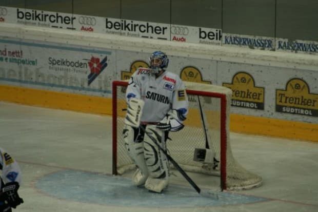 Sebastian Vogl konnte sich einige Male auszeichznen beim Spiel gegen Innsbruck.
