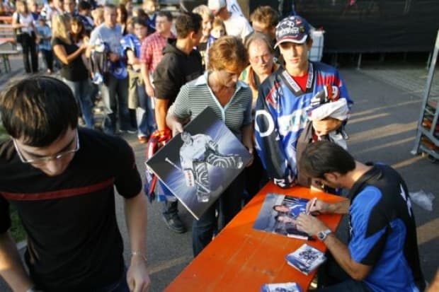 Jimmy Waite, Doug Ast, Thomas Jörg und Patrick Ashton geben am Samstag in Karlshuld eine Autogrammstunde.