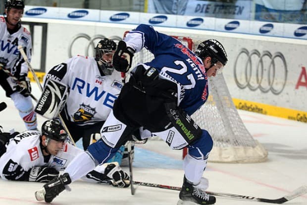 Panther weiter erfolglos- Gegen Krefeld gab es eine 1:3- Niederlage.