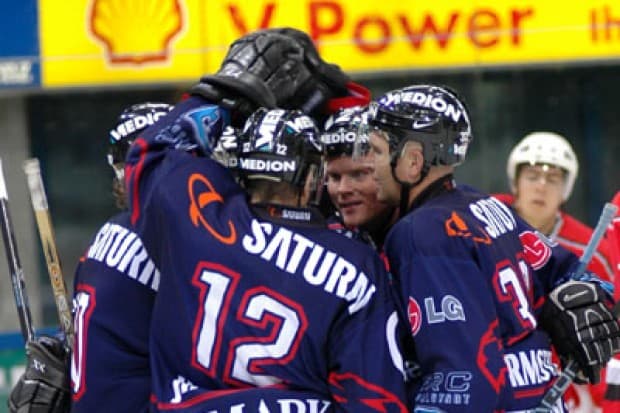 Siegerjubel der Panther<br>Fotos: Hockey-Press