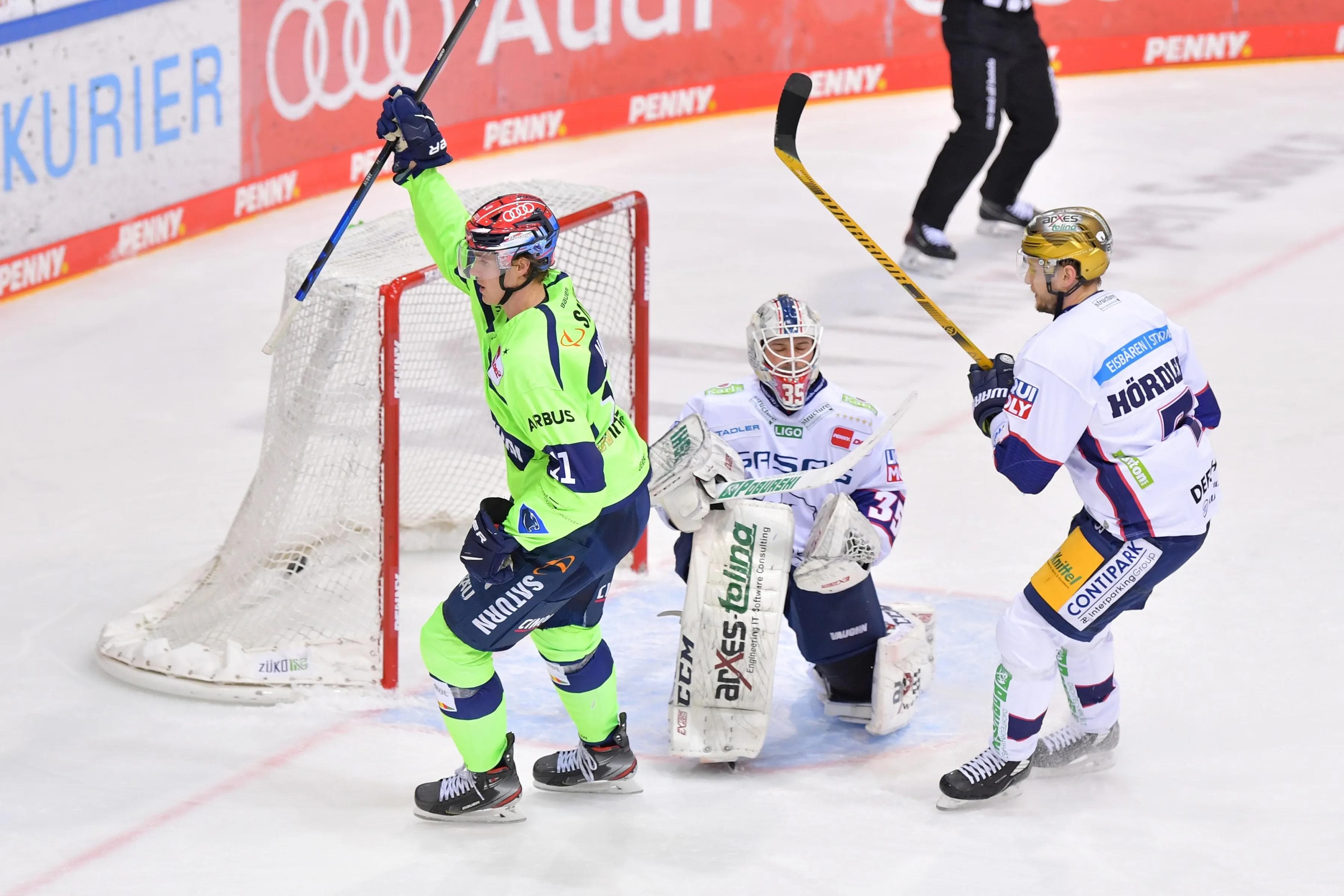 Louis-Marc AUbry konnte in seinem ersten Duell mit dem Ex-Club gleich zwei Treffer bejubeln.
Foto: Johannes Traub/JT-Presse.de