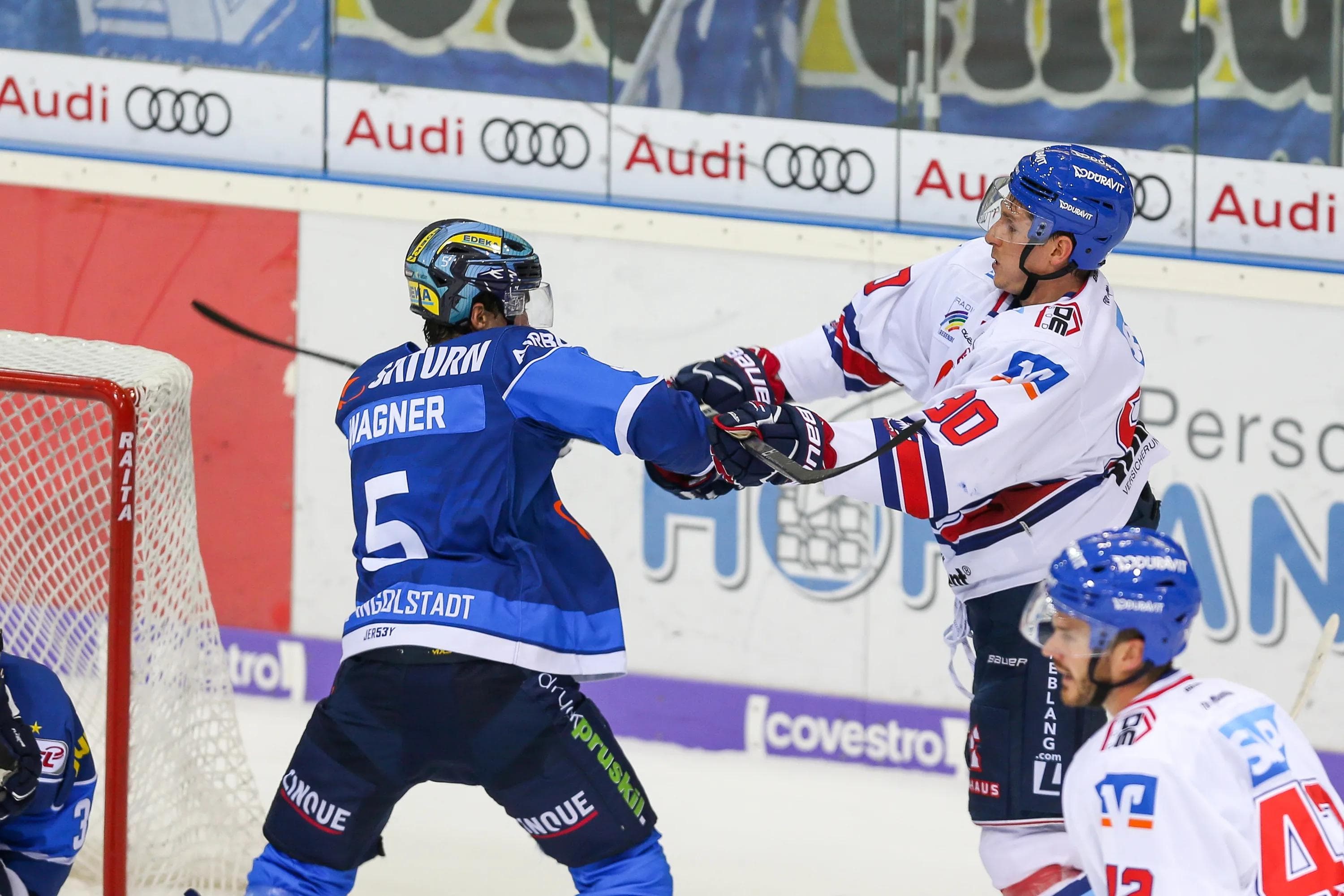 Gekämpft, aber Mannheim gewinnt. Foto: Oliver Strisch / st-foto