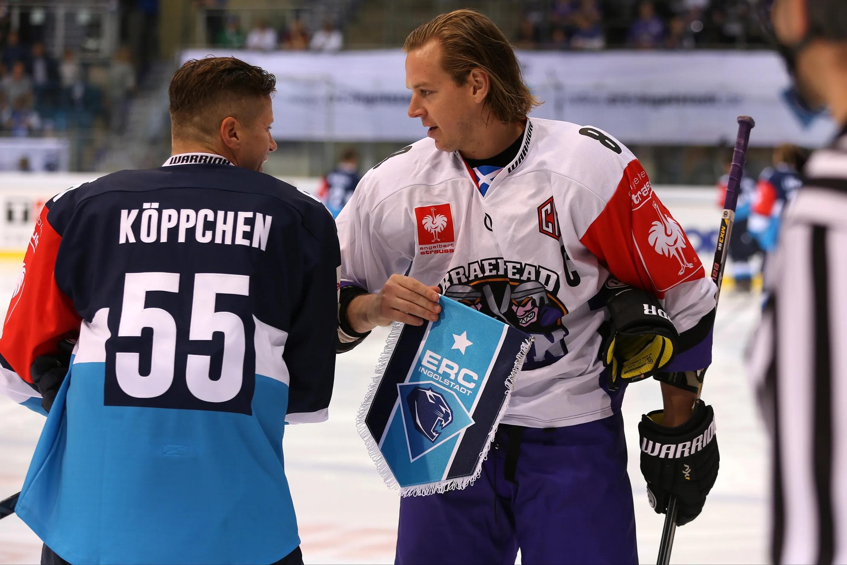 Patrick Köppchen und Matt Keith treffen sich in der neuen CHL-Saison nicht. Der Braehead Clan hat die Qualifikation für die Top 48 verpasst. Foto: Stefan Bösl / kbumm.de