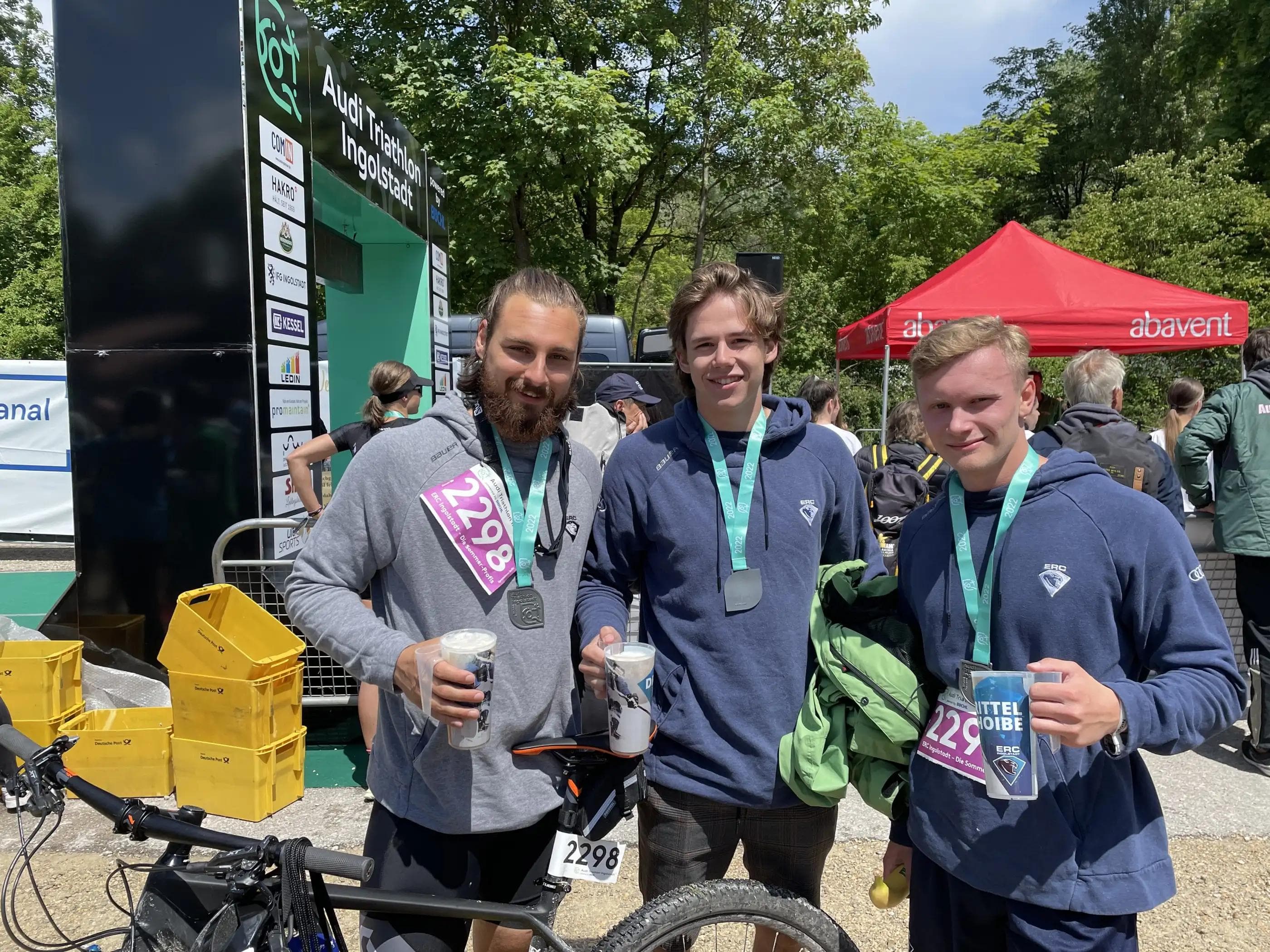 Kevin Reich, Philipp Krauß und Marvin Feigl mit starker Leistung beim Audi Triathlon.