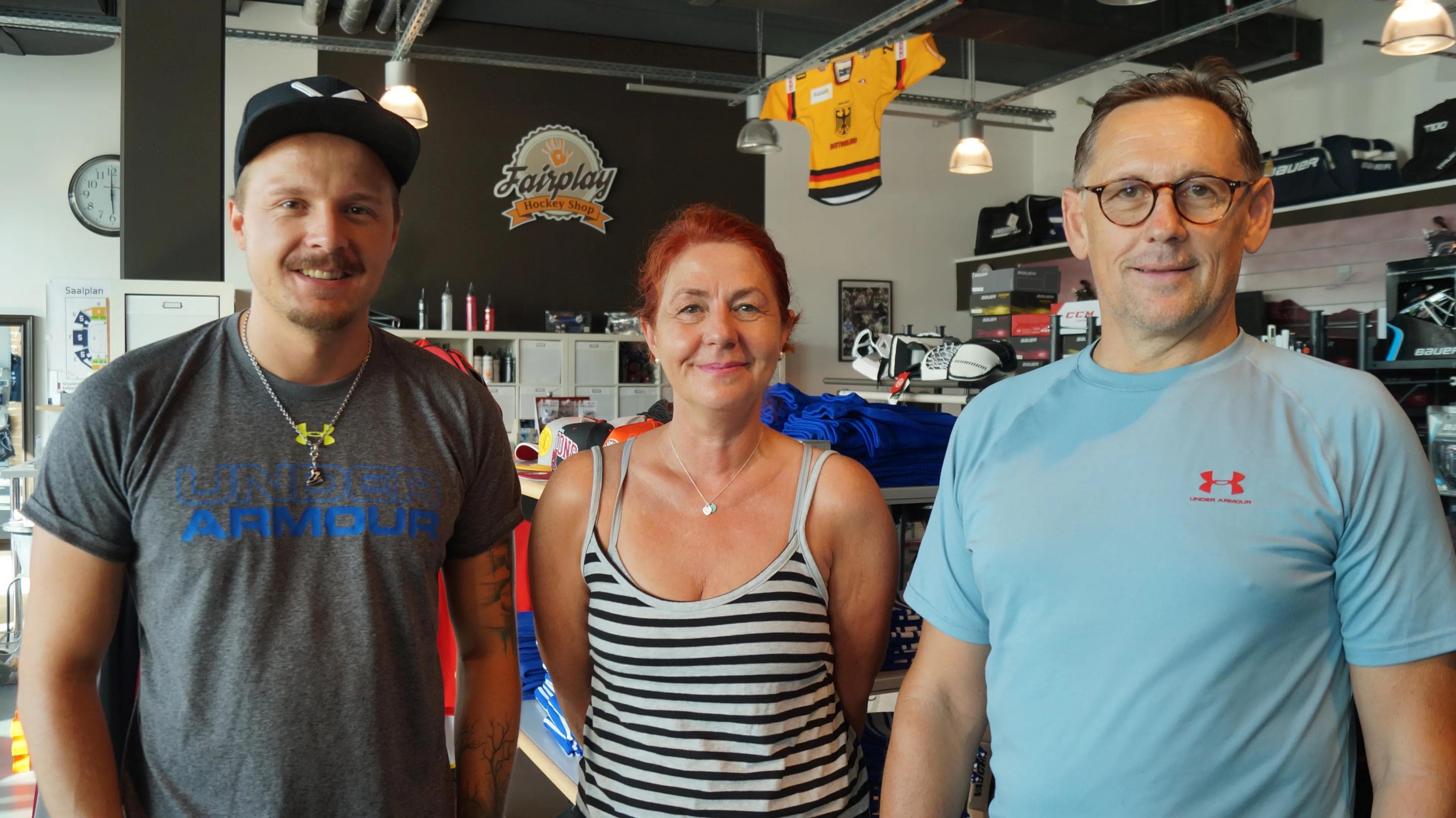 Patrick (von links), Angie und Klaus freuen sich diese Woche und ab 19. Juni wieder auf Ihren Besuch.