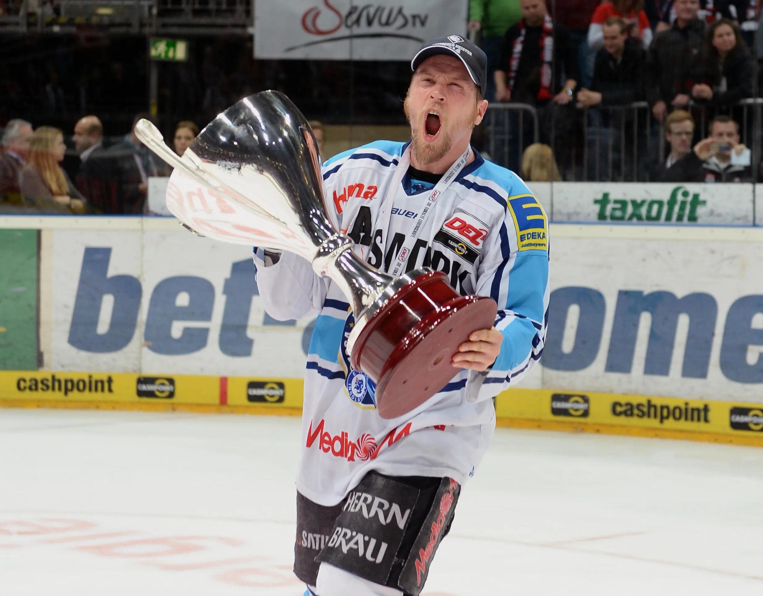 Zwei Meistertitel, Länderspiele und ab Sonntag auch noch 800 DEL-Spiele - Patrick Köppchen legt eine Bilderbuchkarriere hin. Foto: CityPress